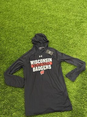 Under Armour Men’s Team Knockout Hooded Pullover - Wisconsin Volleyball